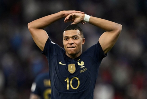 K. Mbappe atostogų nereikia – kibo į darbus