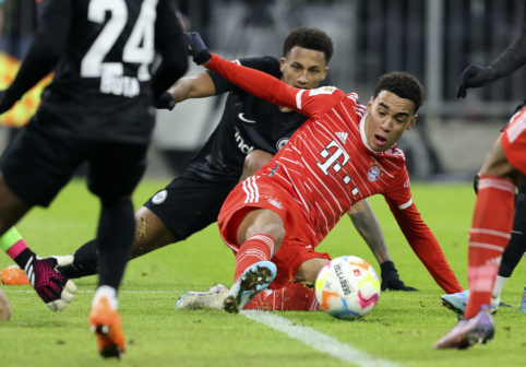 „Bayern“ toliau barsto taškus Vokietijoje