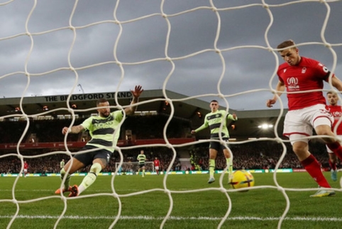 „Manchester City“ prarado taškus „Nottingham Forest“ tvirtovėje