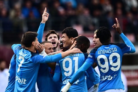 „Napoli“ be vargo susidorojo su „Torino“ futbolininkais