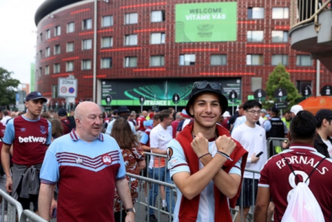 Prahoje – „Fiorentina“ ultrų ir „West Ham“ fanų riaušės