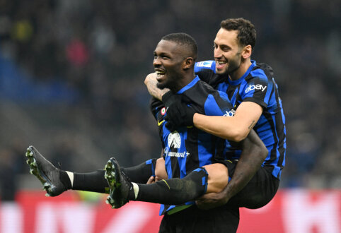 Italijoje Milano „Inter“ švenčia eilinę pergalę