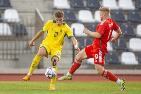 U21 rinktinė pasižymėjo pirma, bet bendraamžiai iš Velso buvo stipresni