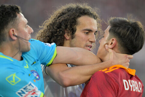 Emocijų perpildytame Romos derbyje „Roma“ iškovojo minimalią pergalę