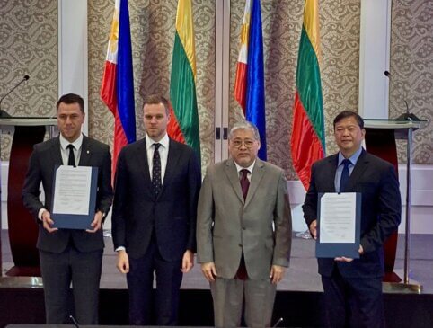 Filipinuose pasirašyta bendradarbiavimo sutartis tarp Lietuvos ir Filipinų futbolo federacijų