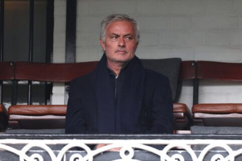 J. Mourinho oficialiai tapo „Fenerbahce“ treneriu