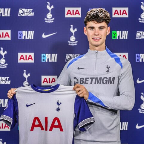 Oficialu: „Tottenham“ pasipildė brangiu 18–mečiu