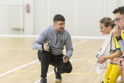Pasaulio čempionato atrankai besirengianti moterų futsal rinktinė stovyklavo Druskininkuose