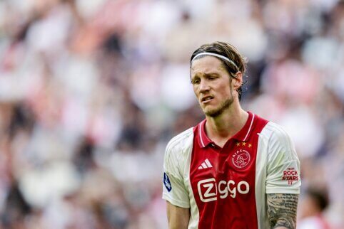 Neįtikėtinas „Ajax“ kritimas: 9 taškų persvarą iššvaistęs „Ajax“ klubas rizikuoja padovanoti titulą PSV ekipai