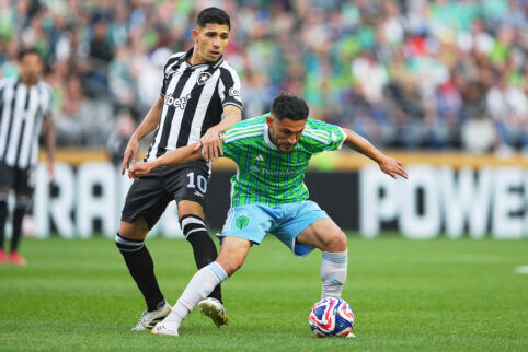 „Palmeiras“ ir „Porto“ išsiskyrė be įvarčių, „Botafogo“ palaužė „Sounders“