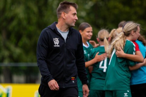 V. Carabețchi apžvelgė merginų U17 rinktinės pasirodymą: „Sutelkėme dėmesį į būsimas atrankines varžybas“