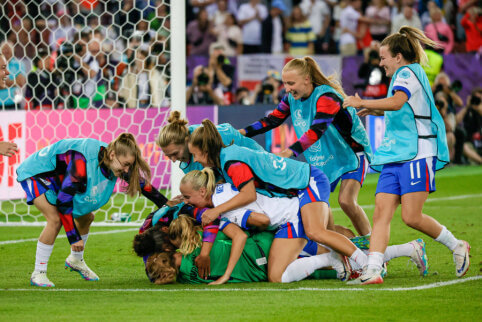 Europos futbolo čempionate – įspūdingai netaikli baudinių serija bei Anglijos triumfas ketvirtfinalyje