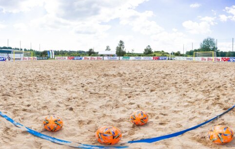 STIKLITA Lietuvos paplūdimio futbolo taurės turnyre – istorinės moterų rungtynės