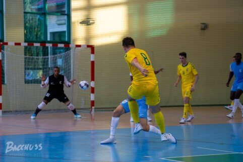 Pirmose rungtynėse futsal rinktinė Lenkijoje patyrė nesėkmę