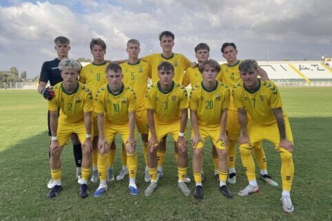 Vaikinų U19 rinktinės pirmoji dvikova Kipre pasibaigė lygiosiomis