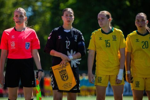 Merginų U17 rinktinė draugiškose rungtynėse pranoko „Hegelmann“ futbolininkes