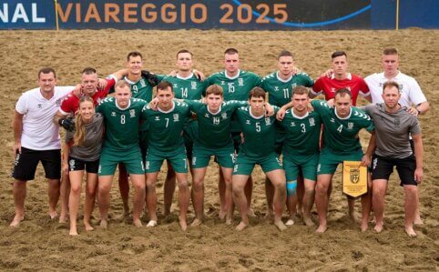 Dvi iš dviejų: paplūdimio futbolo rinktinė Italijoje iškovojo antrą pergalę