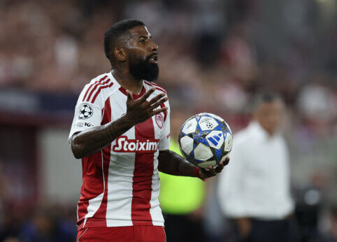 „Olympiacos“ neįveikė ilgą laiką mažumoje likusių „Pafos“ futbolininkų