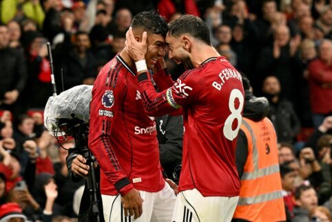 Raudonomis kortelėmis pažymėtoje dvikovoje – „Man Utd“ pergalė prieš „Chelsea“