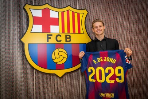 Oficialu: „Barca“ pasirašė naują kontraktą su F. de Jongu