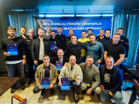 Finišavo dar vieneri UEFA B trenerių licencijos kursai