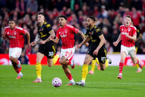 „Nottingham“ nutraukė „Man Utd“ pergalių seriją, „Arsenal“ tęsia užtikrintą žygį