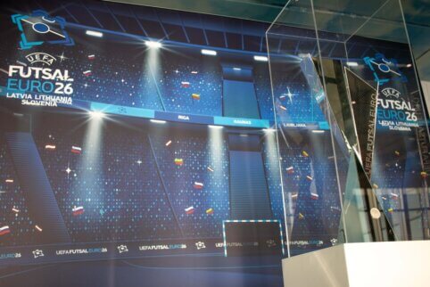 UEFA futsal Europos čempionato trofėjus kelionę pradeda PLC „Mega“