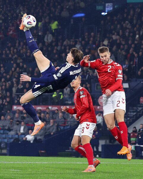 Įspūdingas S. McTominay'aus šuolis