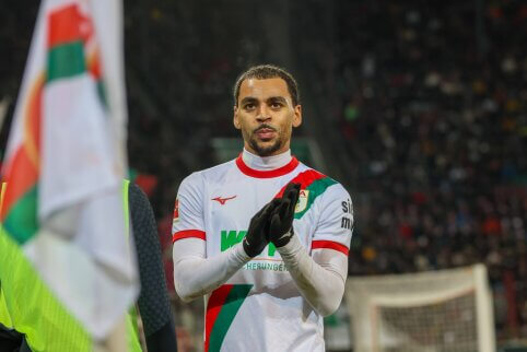 Lėverkuzeno „Bayer“ Vokietijoje pristabdė „Augsburg“ klubas