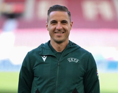 Ypatingas pasiekimas: D. Rumšas perkeltas į UEFA Elito teisėjų grupę