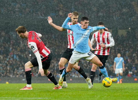 „Man City“ žengė į Lygos taurės pusfinalį