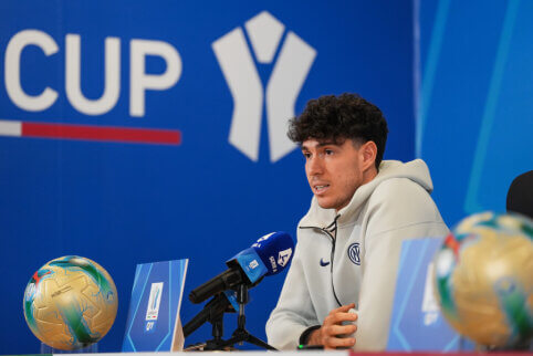 A. Bastoni: „Didžiuojuosi, kad esu siejamas su „Barcelona“, bet nėra konkretumų“