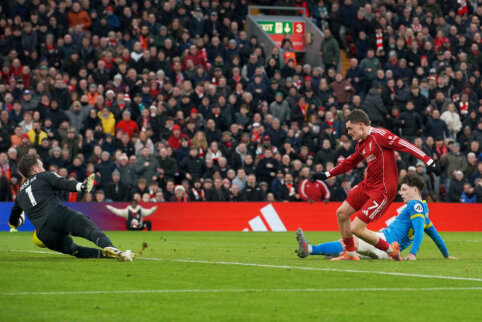 „Liverpool“ turėjo vargo su „Wolves“, „Arsenal“ palaužė „Brighton“