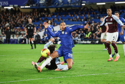 „Chelsea“ trečiose „Premier“ lygos rungtynėse iš eilės liko be pergalės
