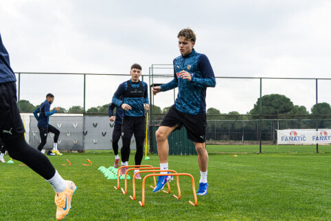 Iš arti: kaip atrodo FK „Kauno Žalgirio“ treniruotė Turkijoje?