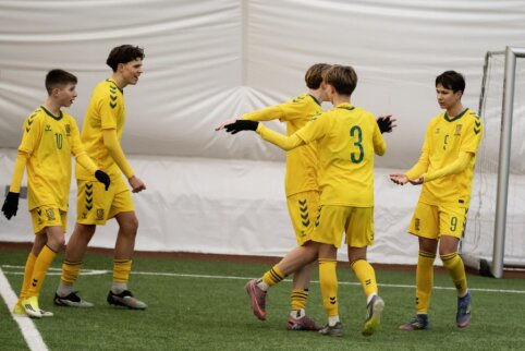 Pirmoje akistatoje Kaune U15 rinktinė nusileido suomiams