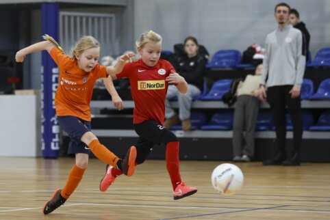 Futsalo varžybos įtraukė U11 amžiaus grupės mergaites