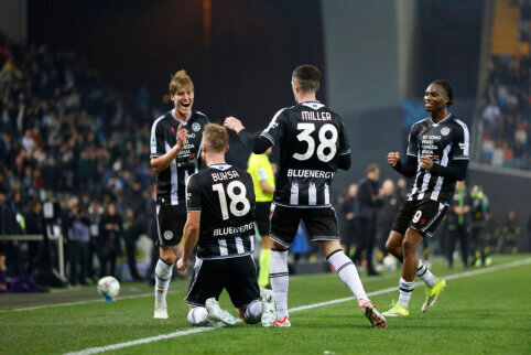 „Udinese“ nepaliko variantų dėl išlikimo kovojančiam „Fiorentina“ klubui