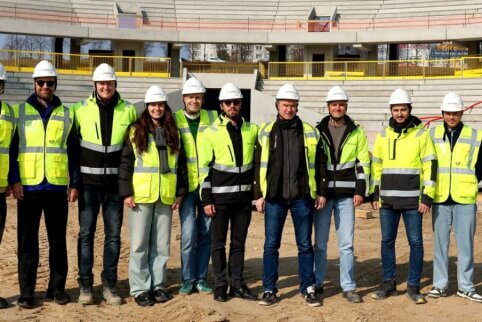 Nacionalį stadioną įvertino „Žalgirio“ atstovai A. Tapinas bei M. Kasperūnas – pastarasis įmušė simbolinį įvartį