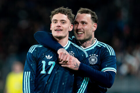 Šveicarijos ir Vokietijos rungtynėse – įvarčių lietus bei F. Wirtzo benefisas