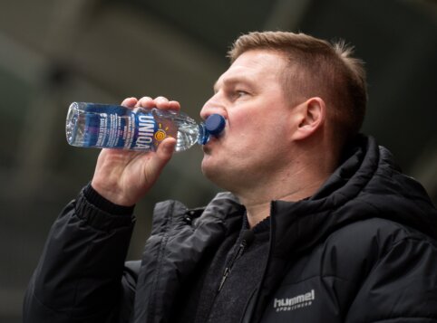 „Žalgiris“ atsisveikino su R. Džiaukštu