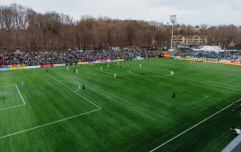 Turo apžvalga: čempionai bėga į priekį