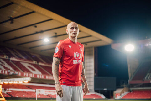 Buvęs „Newcastle“ žaidėjas J. Shelvey baigė futbolininko karerą