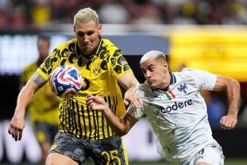 N. Sule po etapo Dortmunde nebetęs futbolininko kajeros