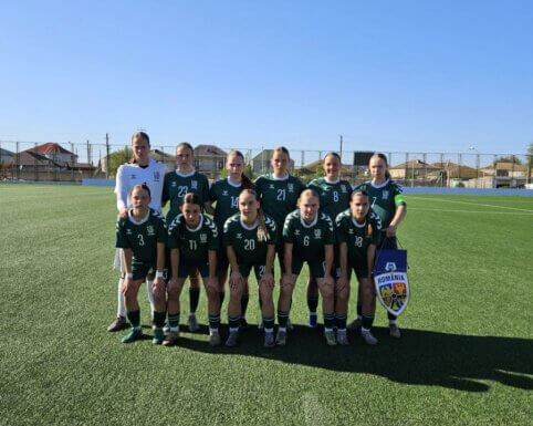 Merginų U17 rinktinė neprilygo rumunėms