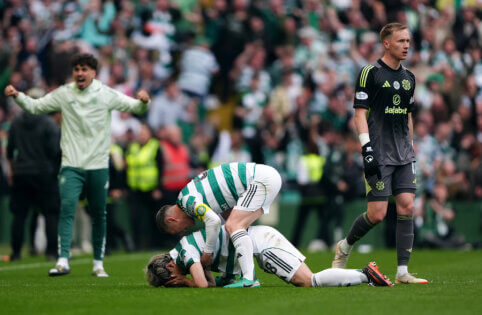 Per 10 minučių nuo istorijos: paskutinę čempionato dieną „Celtic“ įveikė „Hearts“ bei iškovojo čempionų titulą