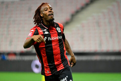 Įvarčių lietumi per trumpą laiką pasižymėjusi „Nice“ ekipa liko „Ligue 1“ pirmenybėse