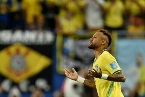 Neymaras sugrįžo, o Brazilija pasiuntė Škotiją prie bedugnės krašto
