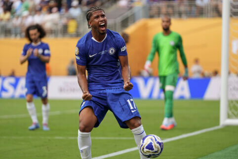 „Manchester United“ susidomėjo „Chelsea“ saugu