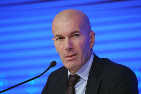 Z. Zidane'o ryžtas: „Aš Prancūzijos darbo laukia ketverius arba penkerius metus“